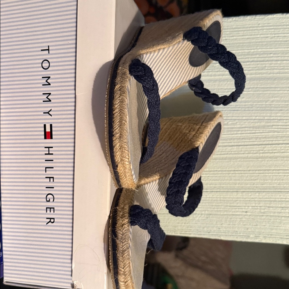 Tommy Hilfiger Navy and Tan Braided Sandals - Picture 2 of 6